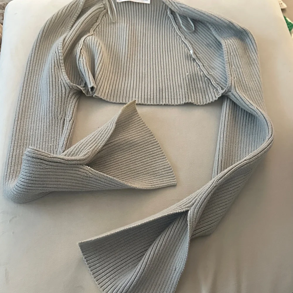 ZARA Light Gray Ribbed Crop Cardigan set - Picture 8 of 12